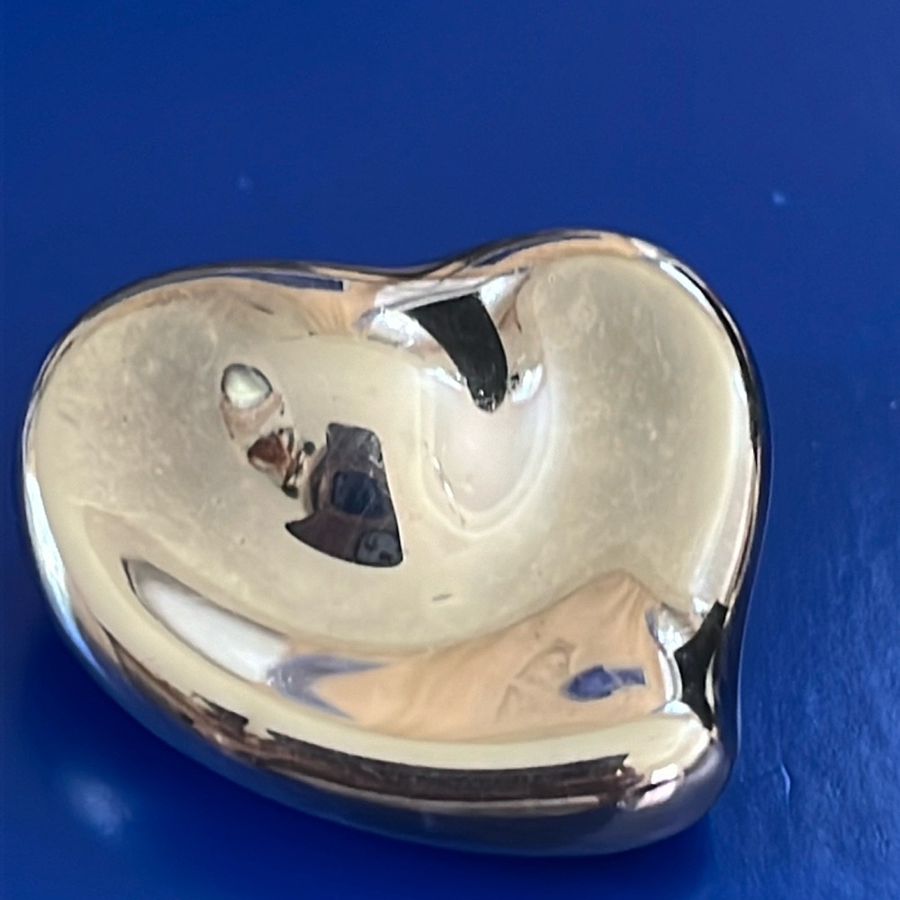 Tiffany Elsa Peretti sterling silver puff heart pin brooch